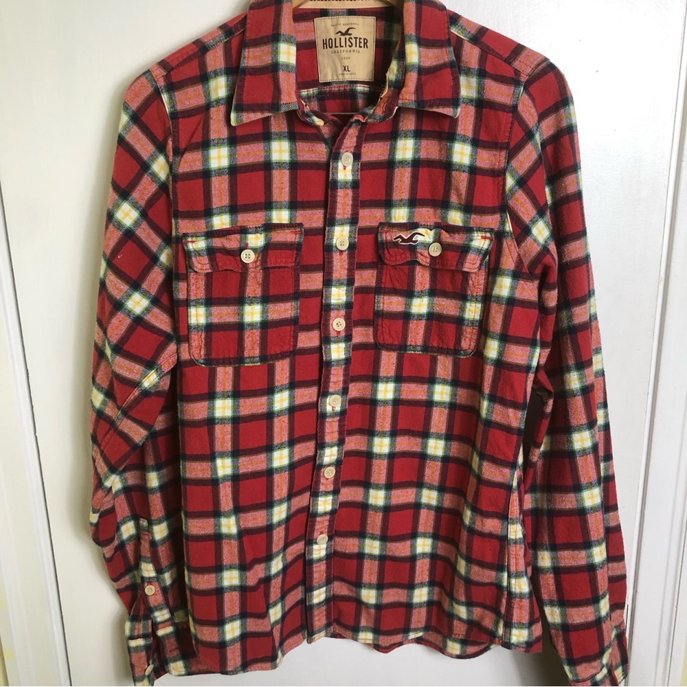 Hollister flannel long Sleeve Button Down Top Red & Blue Size: XL